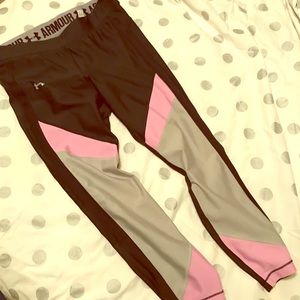 Lightweight compression leggings